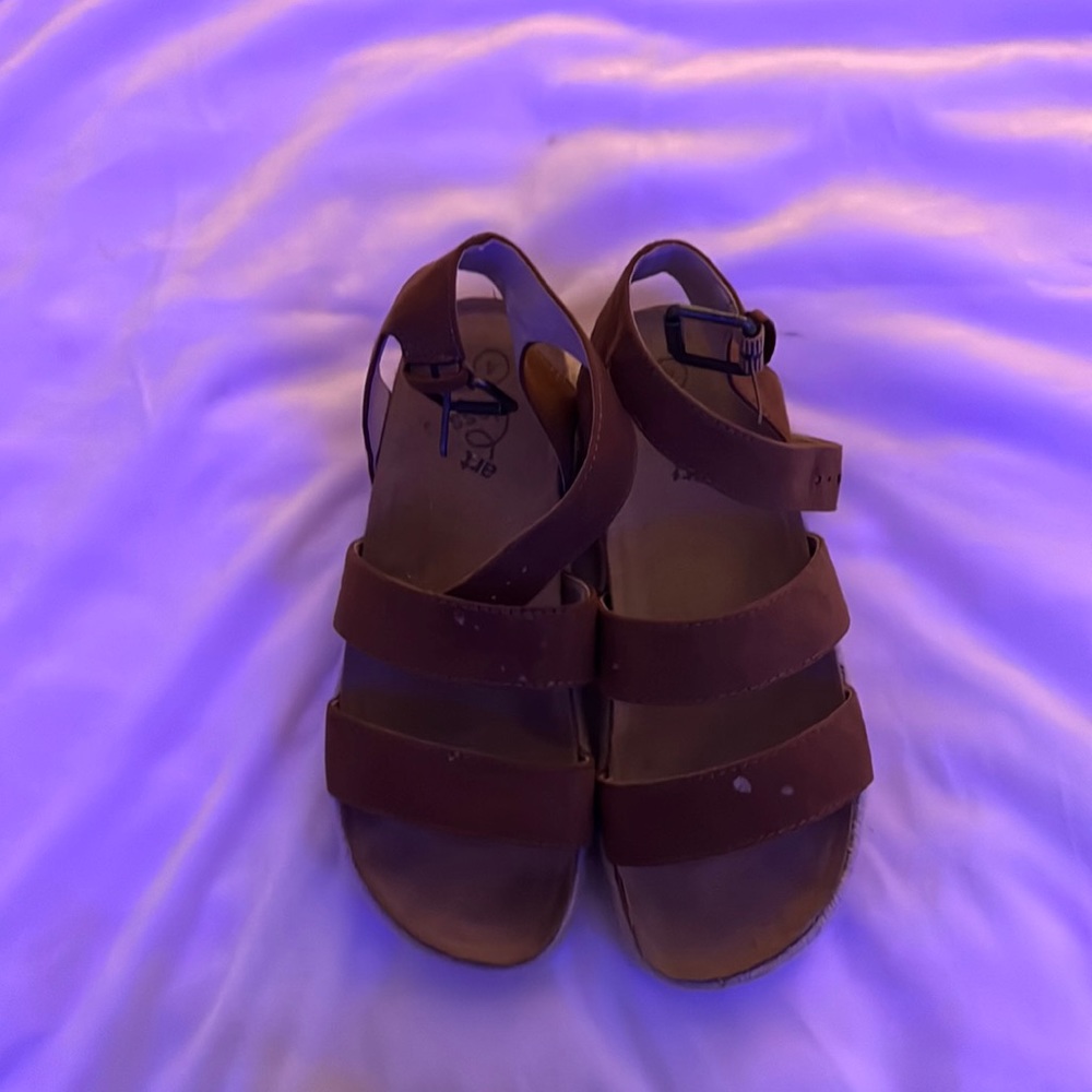 Cute girls sandals